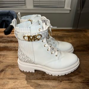 Stark Logo and Leather Combat Boot Size 7